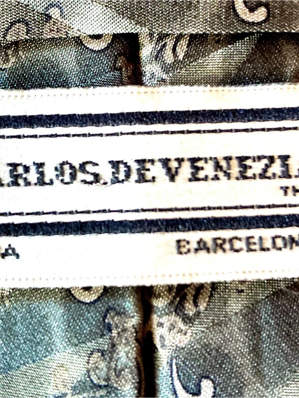 Carlos Devenezia Men’s 100% Silk Tie Handmade Italy Paisley Stripe 60” x 4”